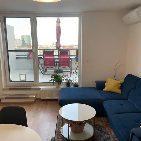 Slovakia Urban Oasis With A View 布拉迪斯拉发